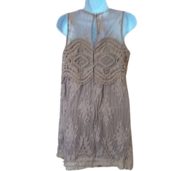 Beige Lace Mini Dress or Tunic Top Size Small - Picture 4 of 4